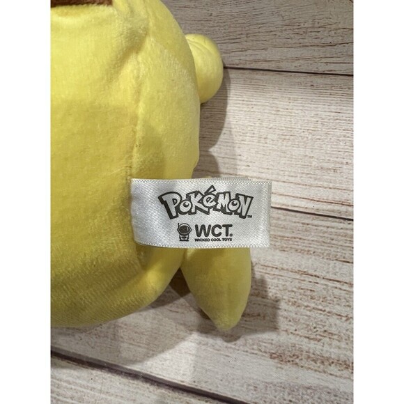 Pokemon Pikachu Light Up Talking 13” Plush Stuff Animal Toy WCT 2018 Works! - Picture 4 of 8